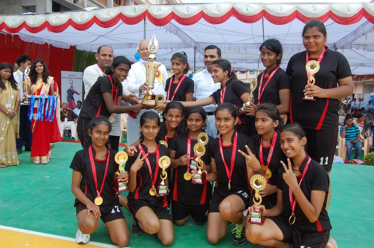 Moradabad and kanpur south win basketball tournament