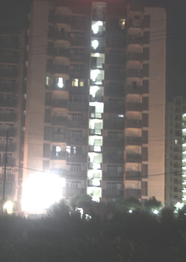 Girl fell from the fourth floor in mysterious circumstances, death