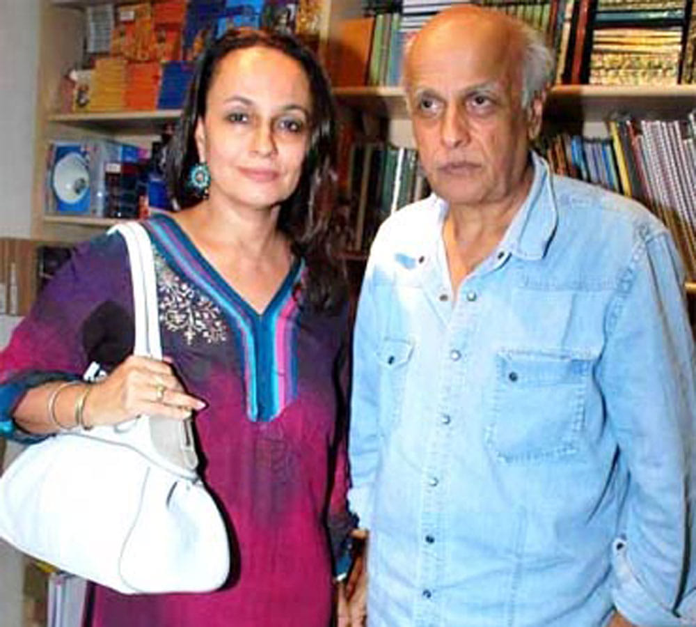 first time mahesh bhatt and soni razdan together share onscreen
