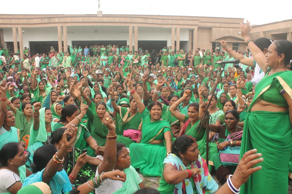 workers perform