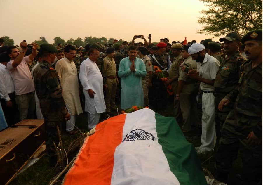 tributes to the soldiers of Samba Ravi paul