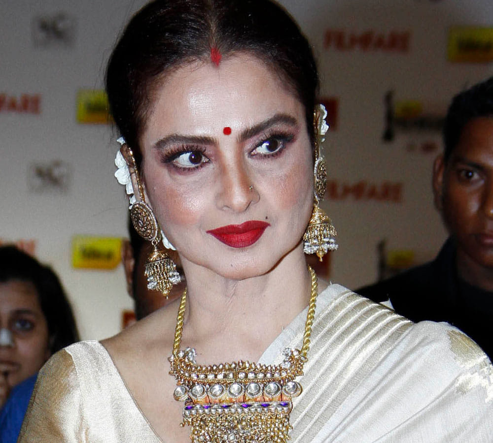 who changed the bold rekha