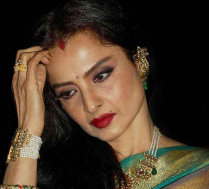 who changed the bold rekha