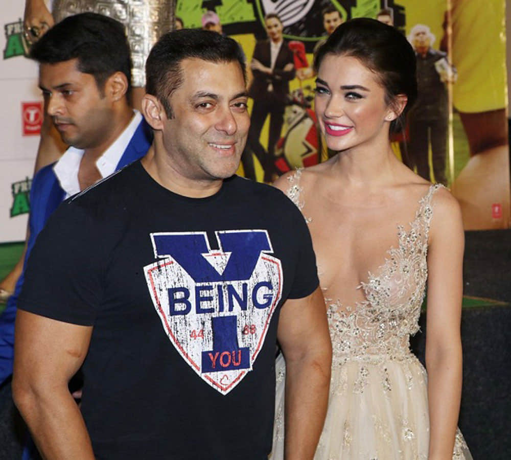 5 actresses are DYING to work with Salman Khan