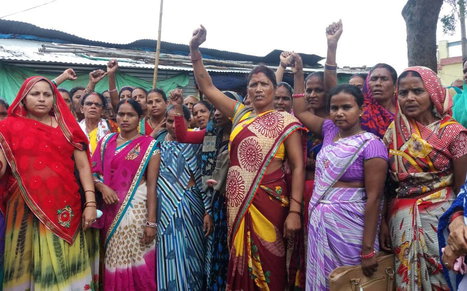 Anganwadi demonstrate
