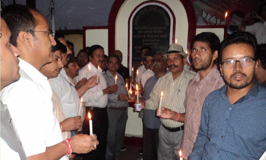 The candle lighting tribute to martyred soldiers