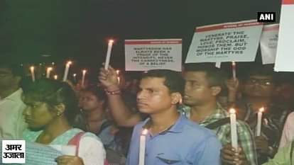 Students take out candle rally to mourn soldiers of Uri attack
