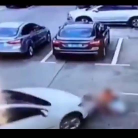 woman was using phone during driving and she smashed three kids