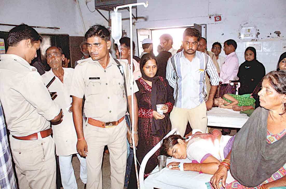 young boy attack at girl by knife