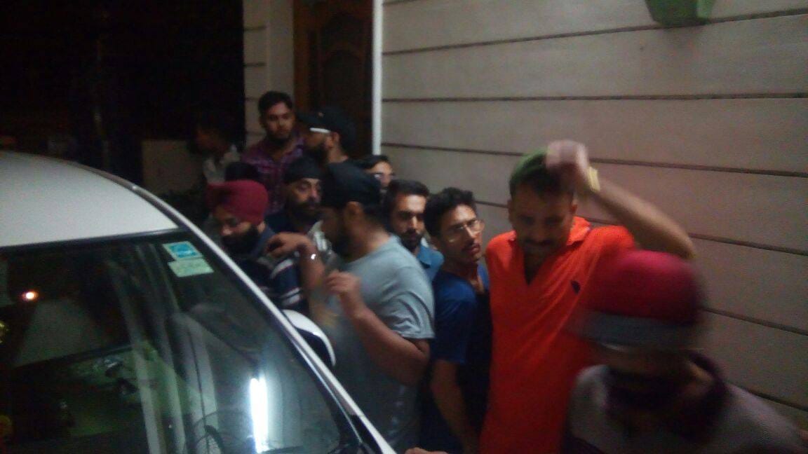 jalandhar businessman wife and servant murder case sort out by police, murderer arrested