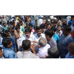 JCB,market,illegal construction,road,rewari, police, officer