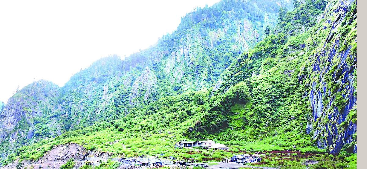 Official Bhol and projects coming up in Sela Urthing
