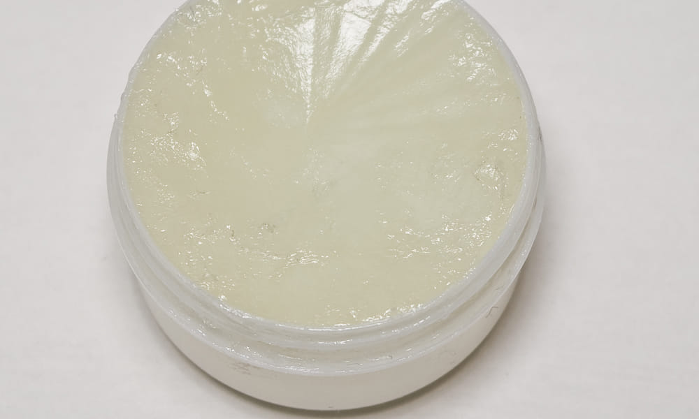 do not use these thing on oily skin in hindi oily skin par na lagaye ye cheez