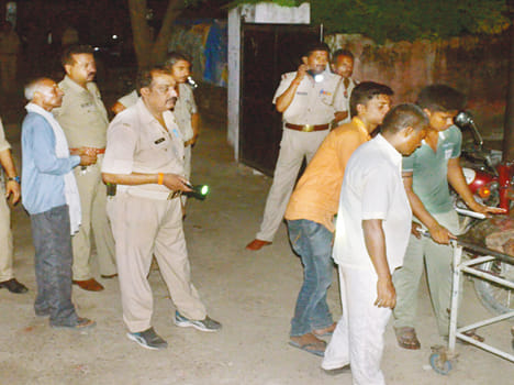 blast in factory, three workers dead