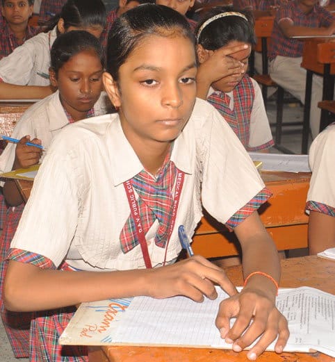 Uri Shahid three Daughter Reached School For Examination