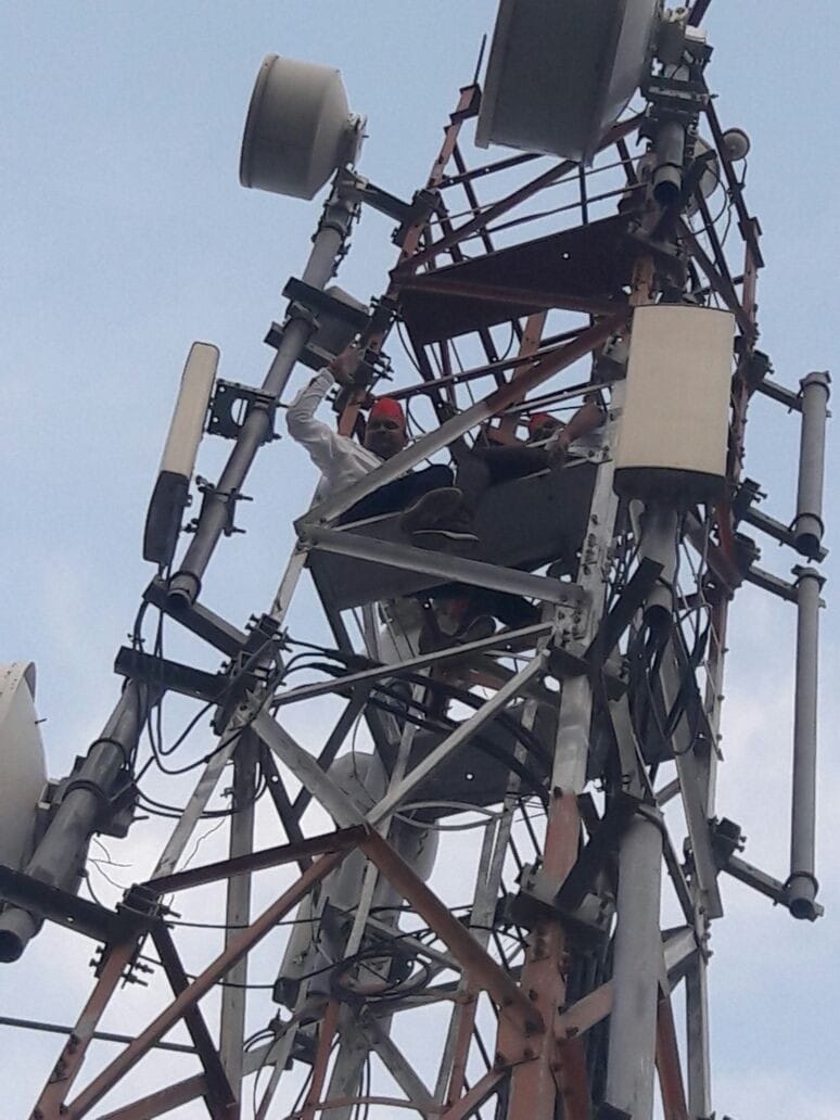 SP man climbed the tower