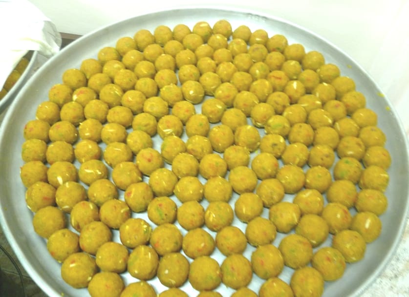 Distributed sweets on vilay divas