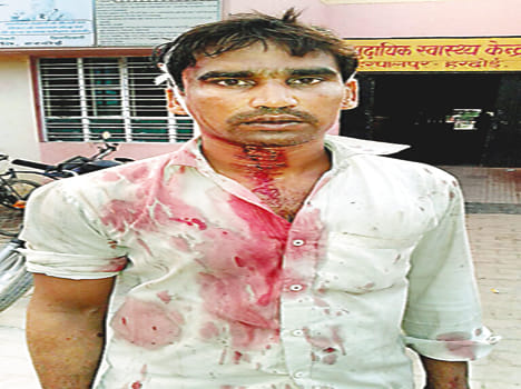 Three women, including miscreants looted