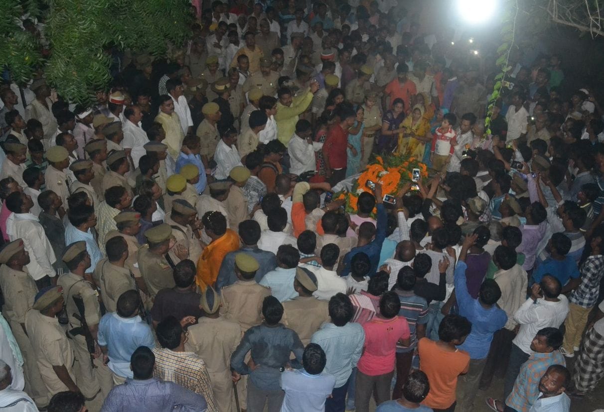 Thousands of people filled the eyes funeral