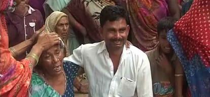 Uri Attack Martyrs Stories:  Harendra Yadav saved two children from a terrible condition