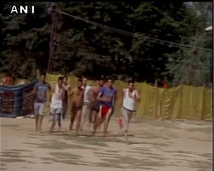 thousands of youth participated in police recruitment in kashmir valley