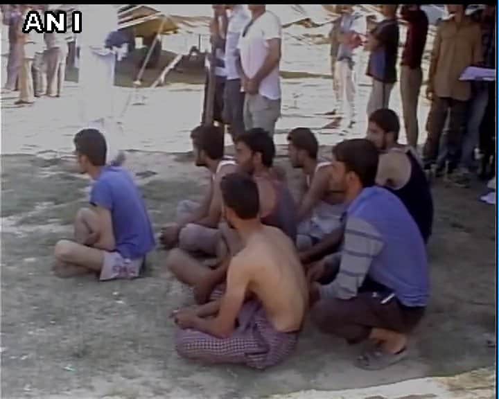 thousands of youth participated in police recruitment in kashmir valley