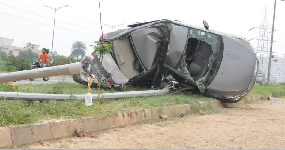 Major car accident at airport road near tdi city