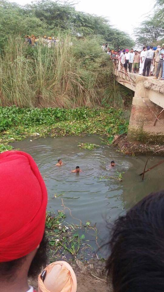 Amritsar bus tragedy funaral of three children at amritsar
