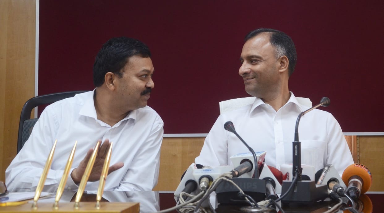 Delhi High Court: Seeks response from Kejriwal government on petition against appointment of Chief Secretary as MCD Election Commissioner