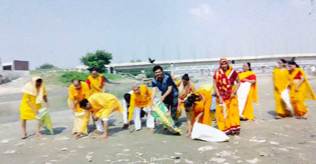 Gayatri Parivar planted Ganga cleaning campaign
