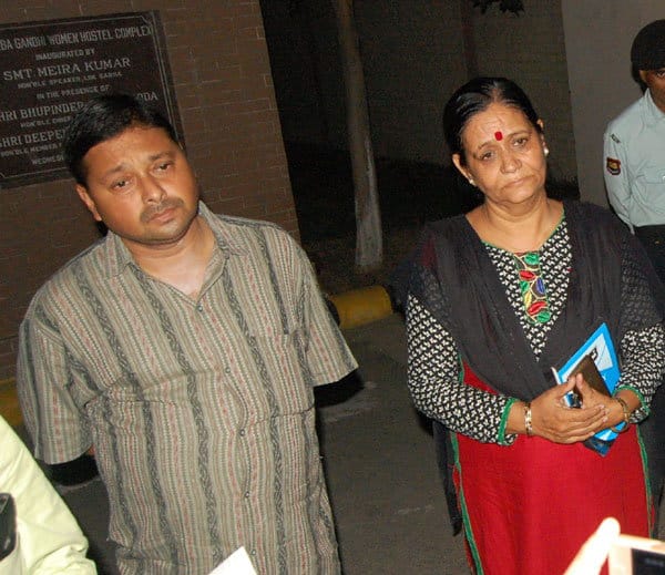 Mcom student wrote letter with cartoons and committed suicide in mdu rohtak hostal