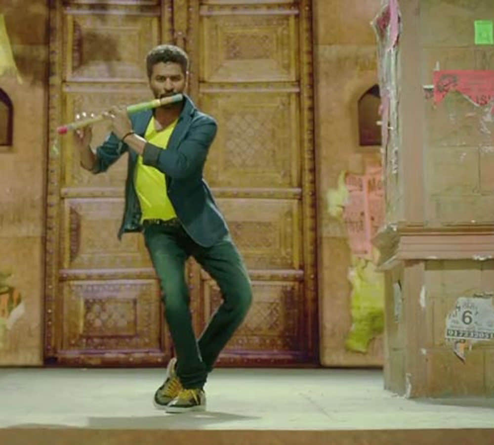 Prabhu Deva struck by temporary paralysis attack