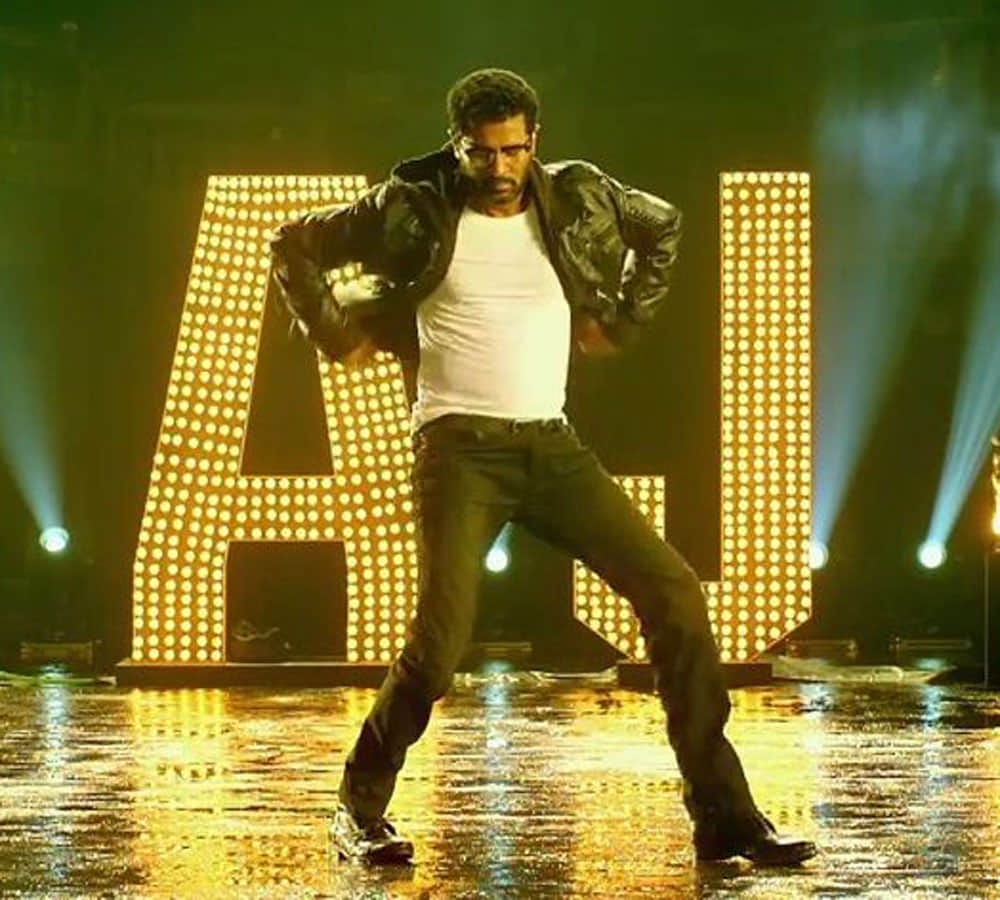 Prabhu Deva struck by temporary paralysis attack