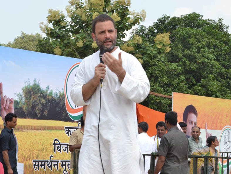 farmers pain with tears rahul khaat sabha