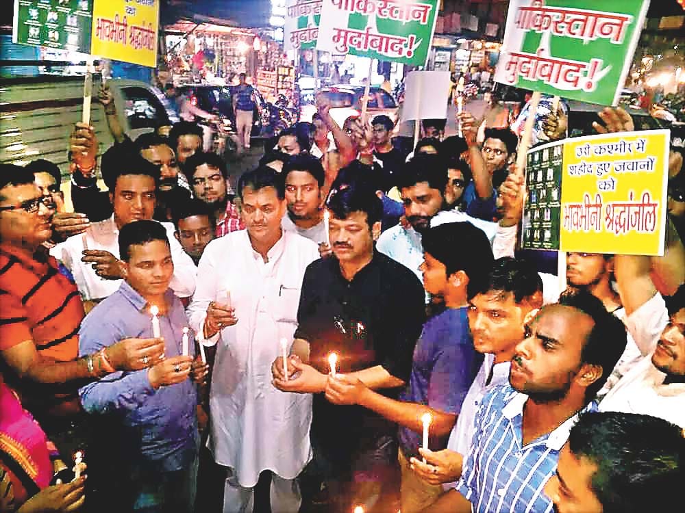ABVP burnt effigies of Pakistan