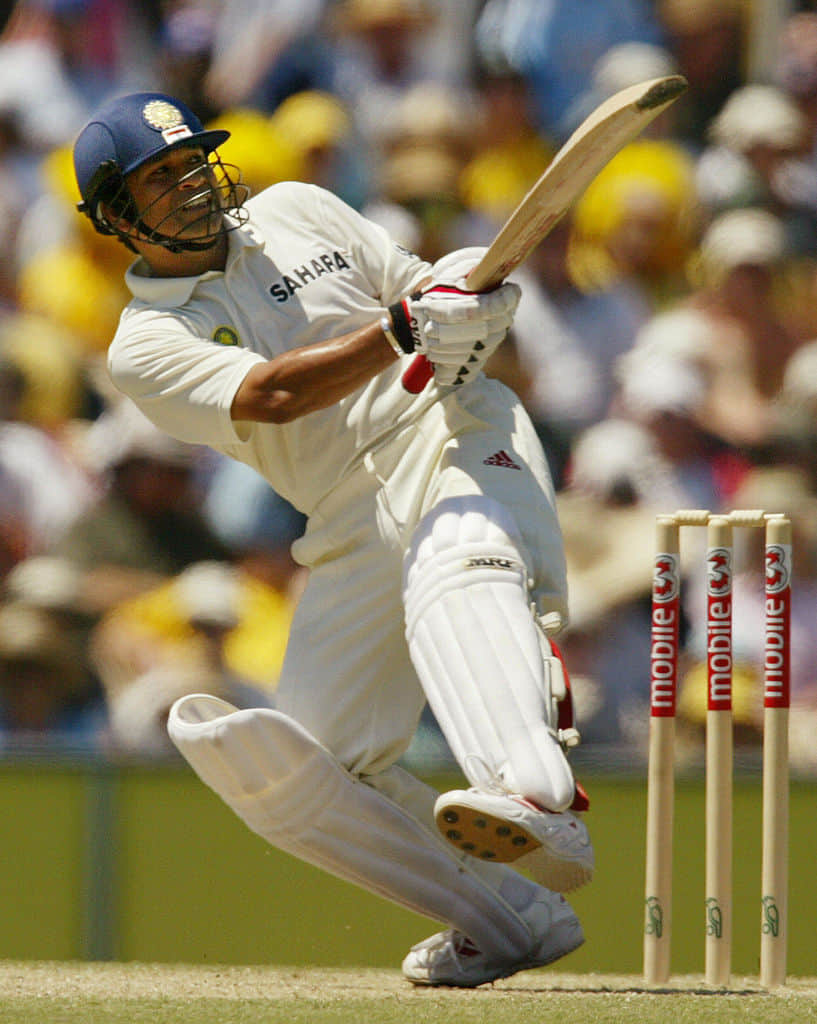 Hashim Amla become 10000th LBW victim in test cricket 