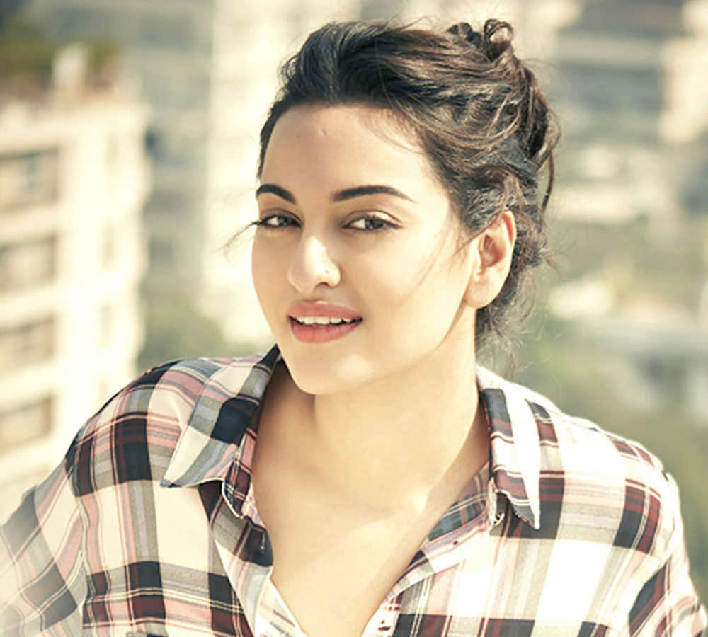 bollywood actress sonakshi sinha have only two hit films