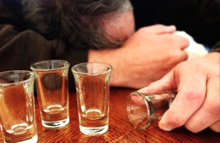 School Principal Found Drunk in Hamirpur school.
