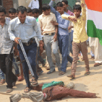 angry people fired bullet in Nawaz Sharif effigy