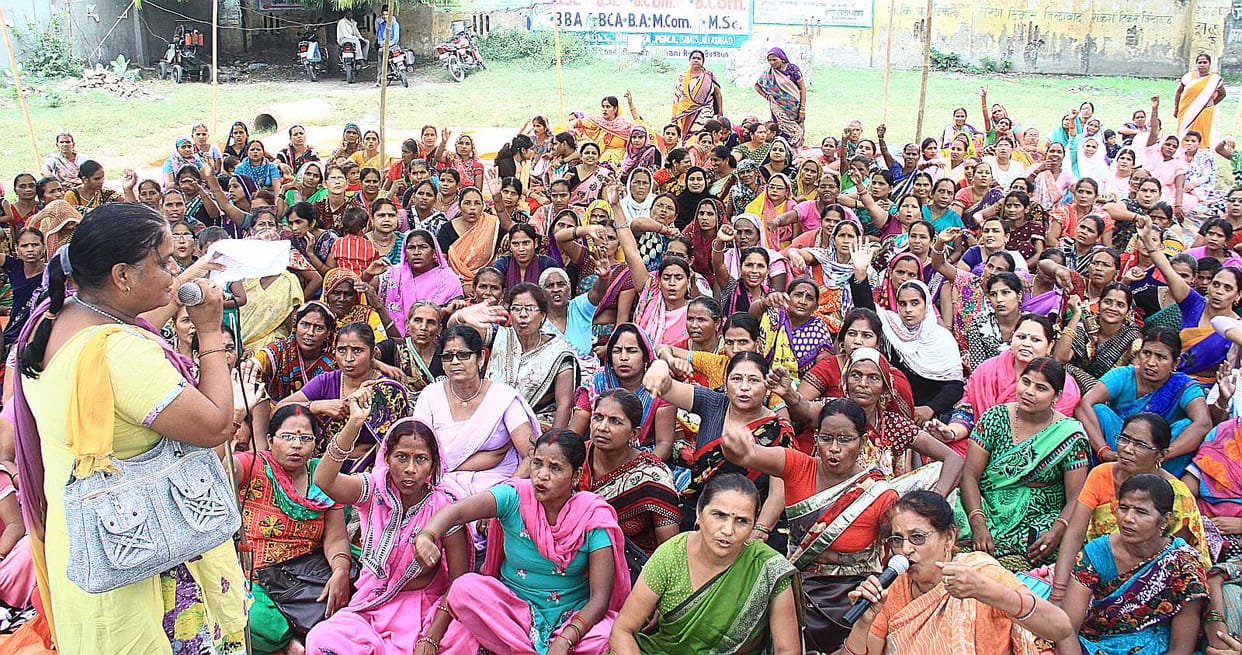 Pulse Polio strike and halt food distribution