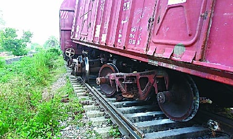 Goods train derailed in Ayodhya