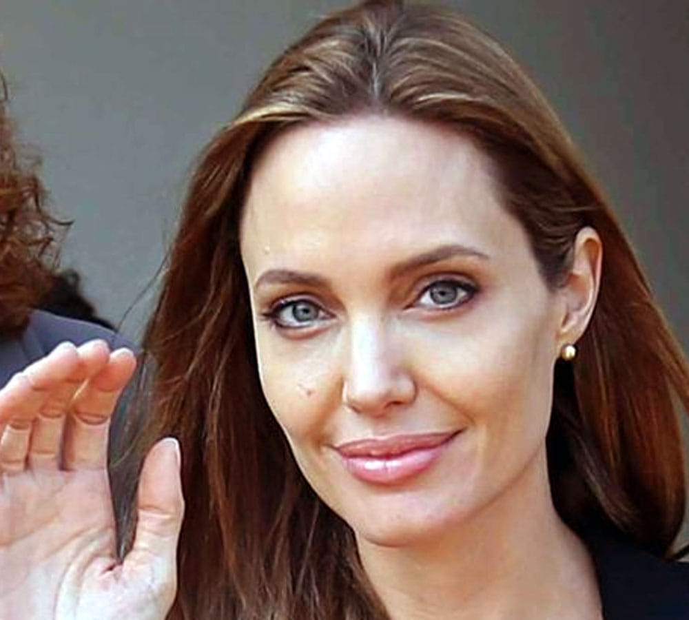 Angelina Jolie files for divorce from Brad Pitt