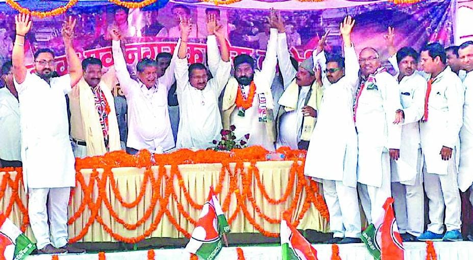 Singhal in the Chief Minister's surgery