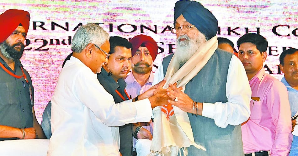 punjab cm prakash singh badal and bihar cm nitish kumar joined a programme