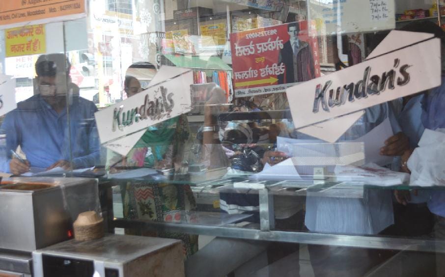 Kundan dessert simultaneous raids in three establishments