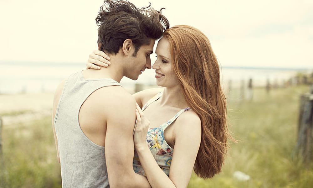 Spray that makes men more attractive