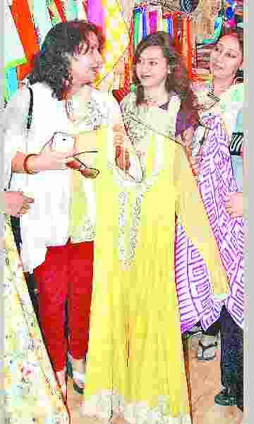 navratr ke liye taiyaar