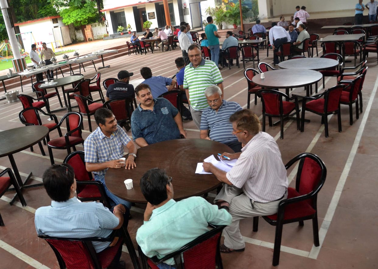 Officer lobby dominated in Varanasi club 