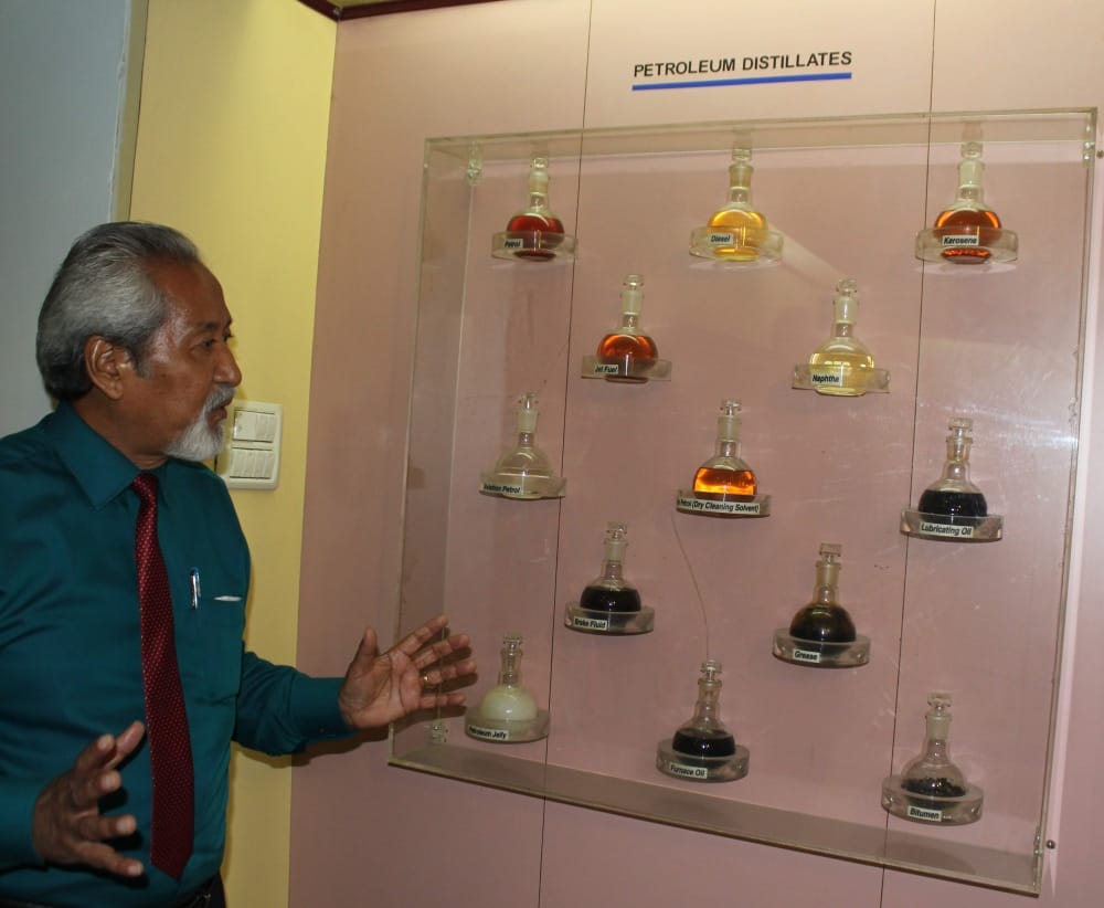 ongc gas and petroleum extraction technique model