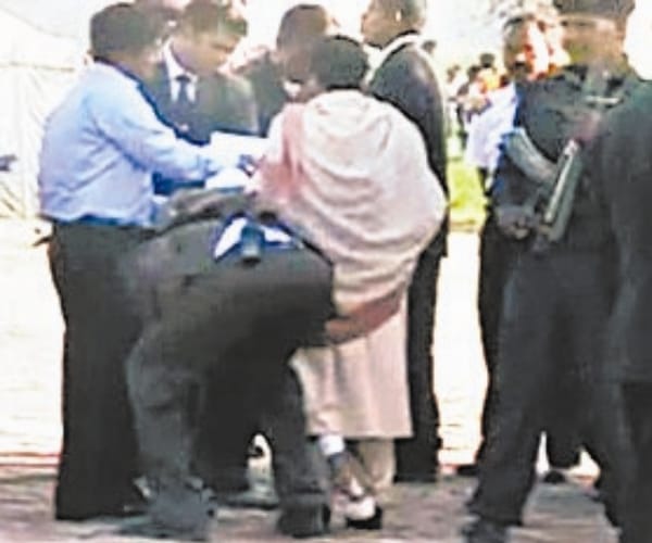  security officer padam singh joins BJP.
